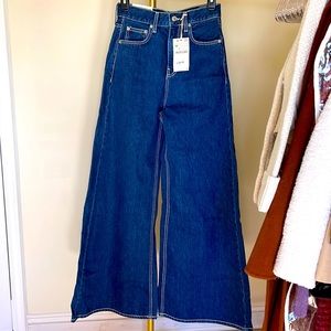 Brand new stylish Zara jeans